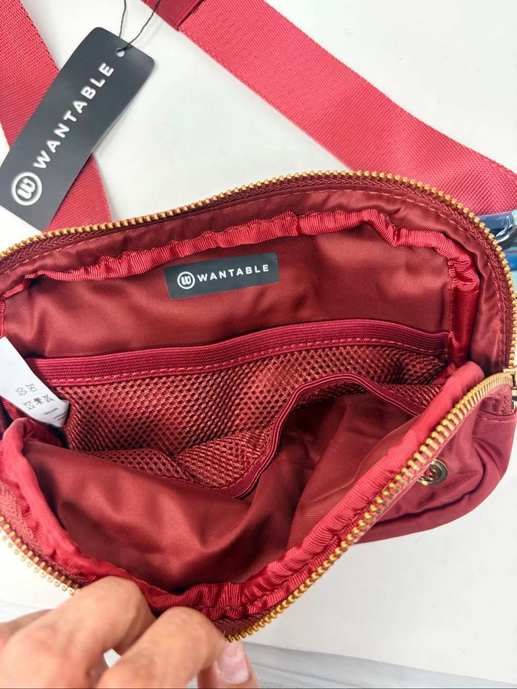 Nwt Wantable Nylon Cozytober Crossbody Belt Bag In Burgundy — image 5 of 7